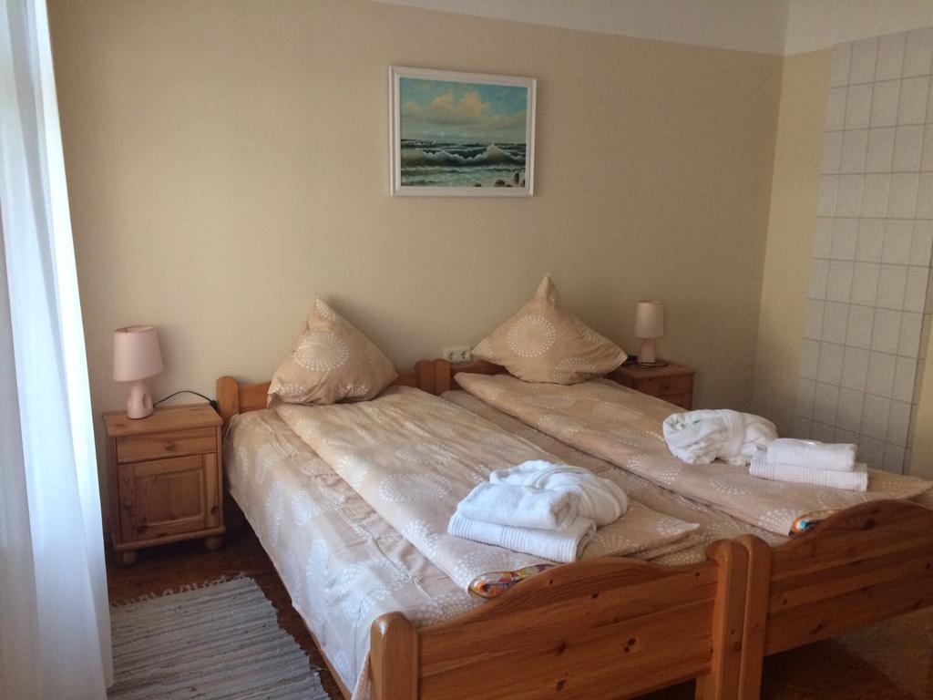 Viesu Nams Mezu 13 Hotel Ventspils Buitenkant foto