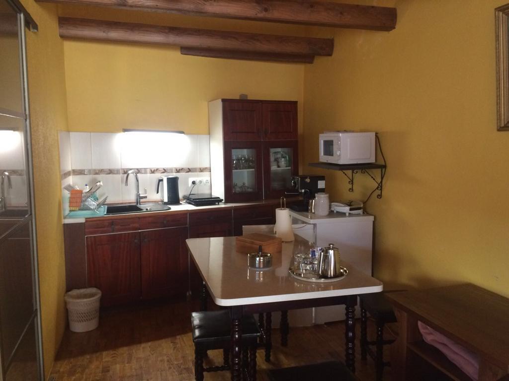 Viesu Nams Mezu 13 Hotel Ventspils Buitenkant foto